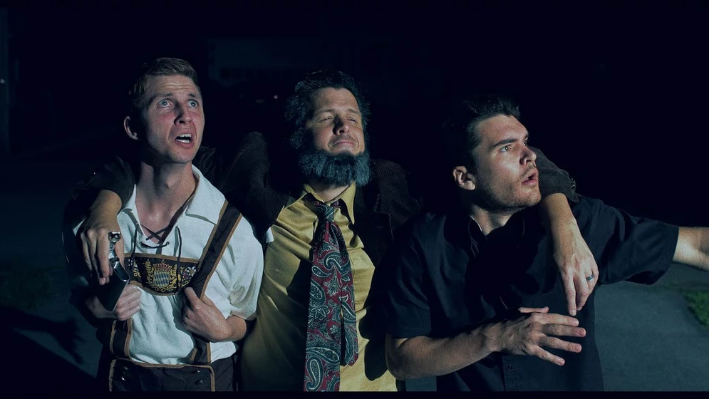 Trey Harrison, Wes Reid y Michael Merchant en house-shark