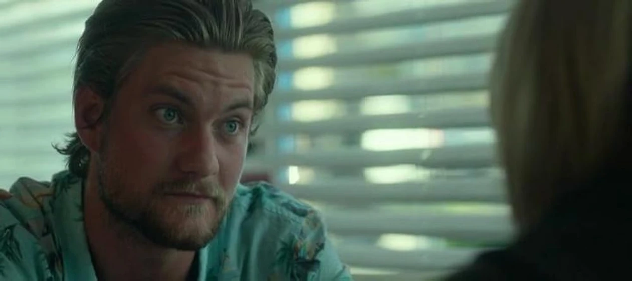 Jake Weary en smartass