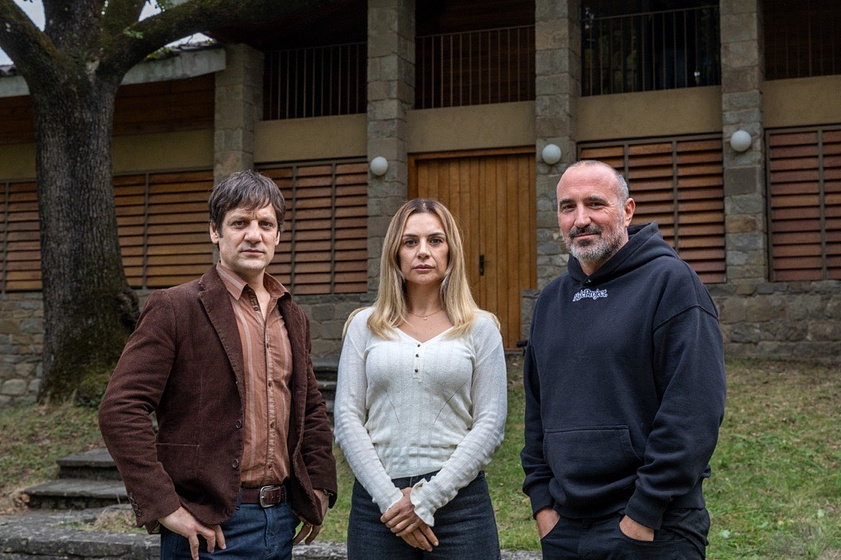 Pau Freixas, Rodrigo De la Serna y Miren Ibarguren en Los sin Nombre (Rodaje)