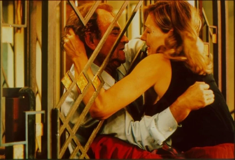 Richard Bohringer y Ute Lemper en lucha-de-fieras