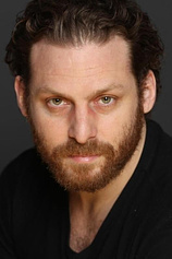picture of actor Jonathan Holtzman