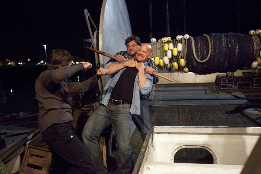 Steve Austin en The Stranger
