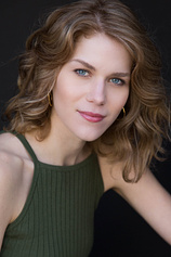 picture of actor Ellie Jameson