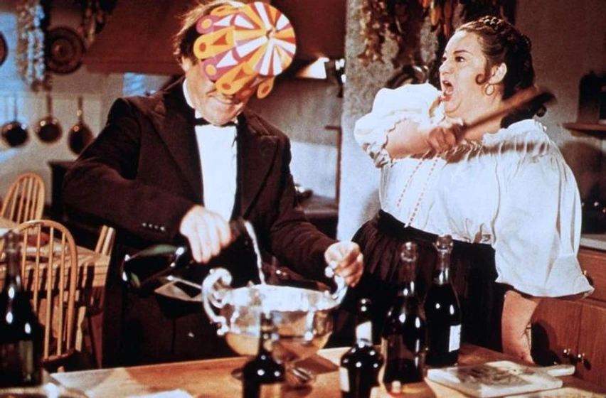 Peter Butterworth y Hattie Jacques en carry-on-abroad