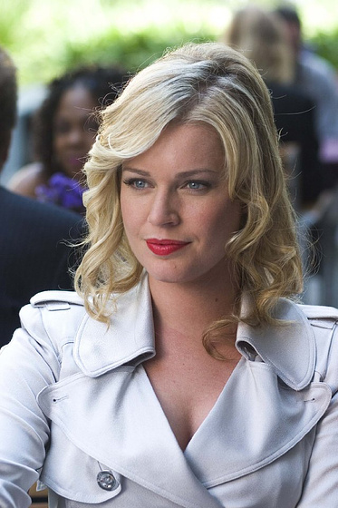Rebecca Romijn en The Alibi (La Coartada)