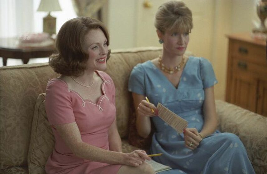 Julianne Moore y Laura Dern en La Ganadora