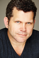 picture of actor John Bachelor