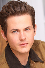 picture of actor Daniel Ross Owens