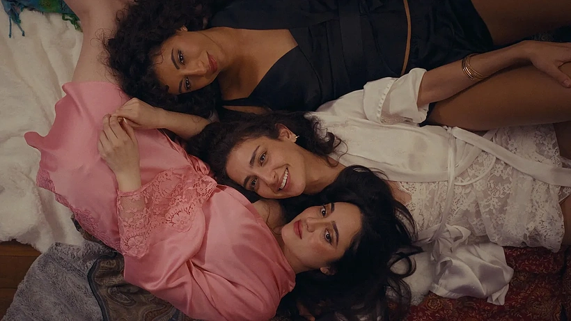 Imagen de Same Same but Different