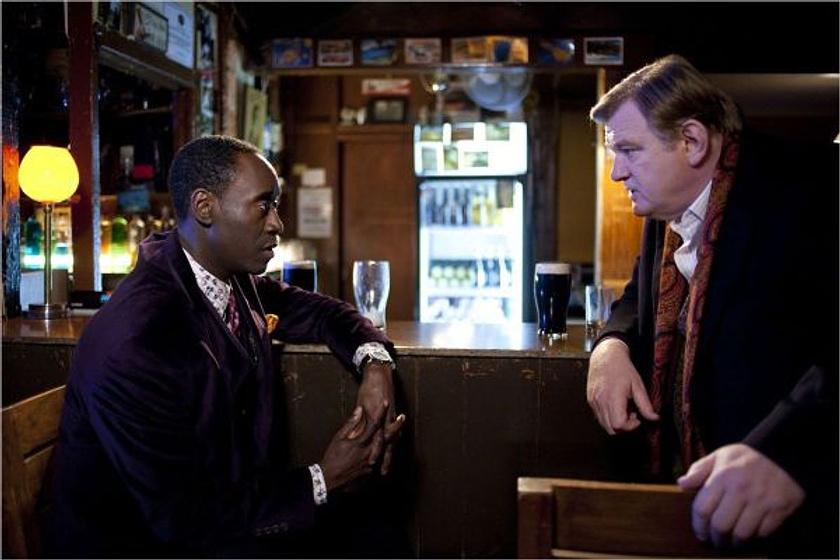Don Cheadle y Brendan Gleeson en El Irlandés