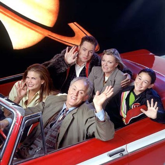 John Lithgow, Joseph Gordon-Levitt, Jane Curtin, French Stewart y Kristen Johnston en Cosas de Marcianos