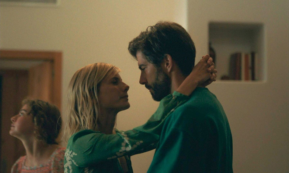 Mélanie Laurent y Pierre-Yves Cardinal en The Wonderers