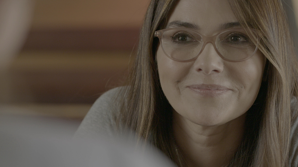 Vanessa Marcil en Un Intruso en mi Familia