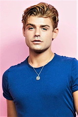 picture of actor Garrett Clayton