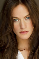 picture of actor Kelly Overton