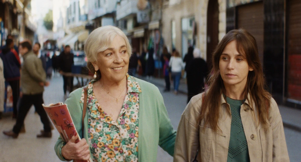 Carmen Maura y Marta Etura en calle-malaga