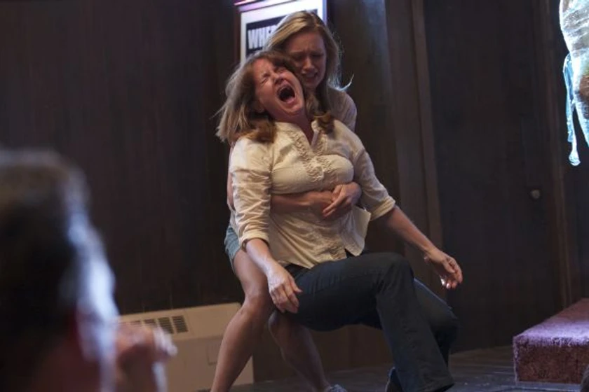 Melissa Leo y Kerry Bishé en red-state