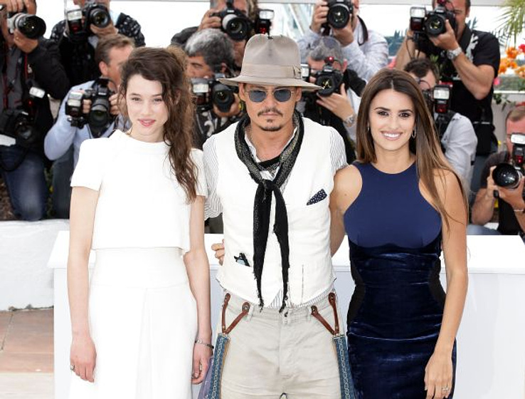 Johnny Depp, Penélope Cruz y Astrid Berges-Frisbey en Piratas del Caribe: En Mareas Misteriosas (Premiere en Cannes. Mayo 2011)