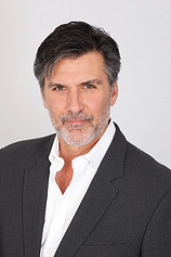 picture of actor Vincent Irizarry