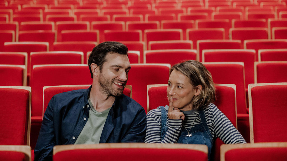 Sophie Henderson y Matt Whelan en Workmates