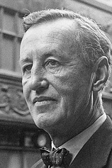 photo of person Ian Fleming
