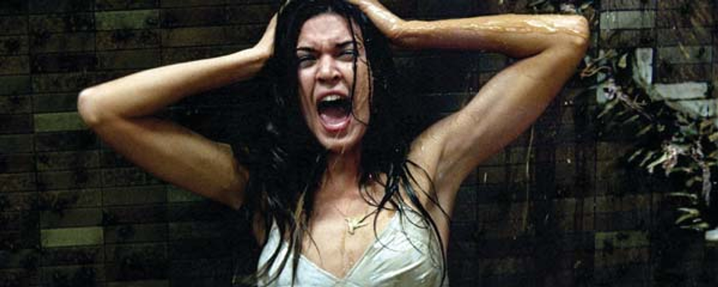 Odette Yustman en La Semilla del Mal