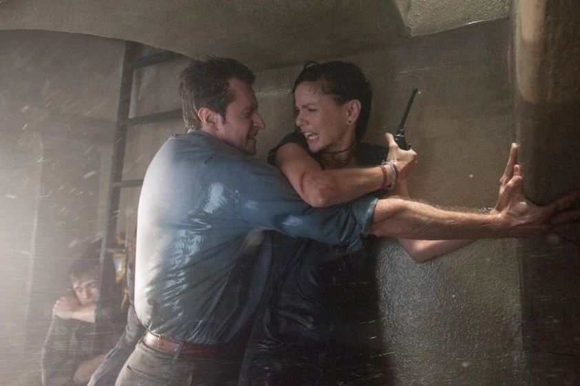 Sarah Wayne Callies y Richard Armitage en en-el-ojo-de-la-tormenta