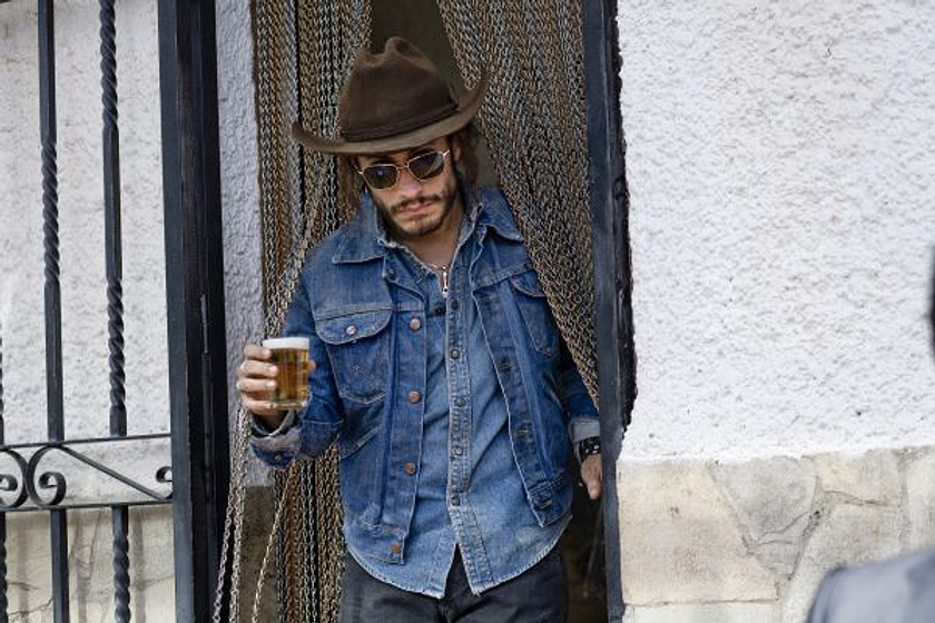 Gael García Bernal en Los Límites del Control