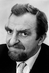 photo of person Hugh Griffith