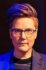 picture of actor Hannah Gadsby