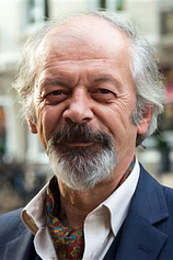 picture of actor Vedat Erincin