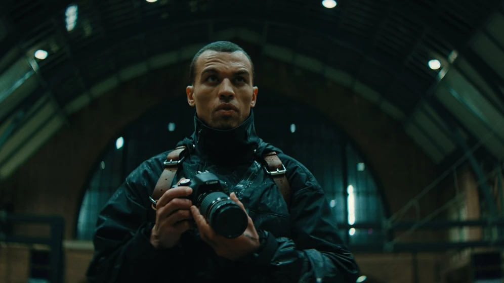 Dudley O'Shaughnessy en rain-catcher