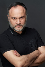picture of actor Carlos Cañas