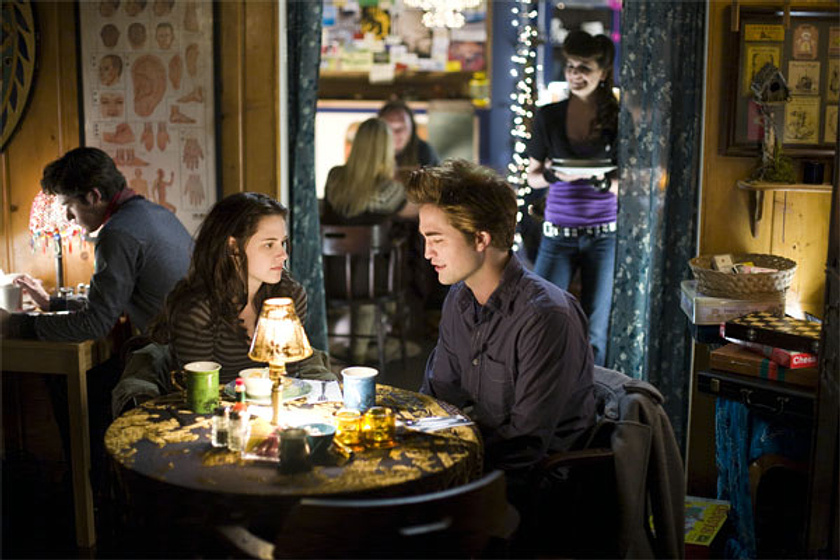 Kristen Stewart y Robert Pattinson en Crepúsculo