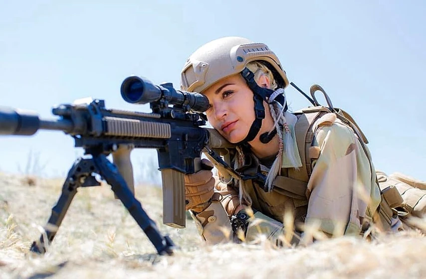 Katie Keene en rogue-warfare