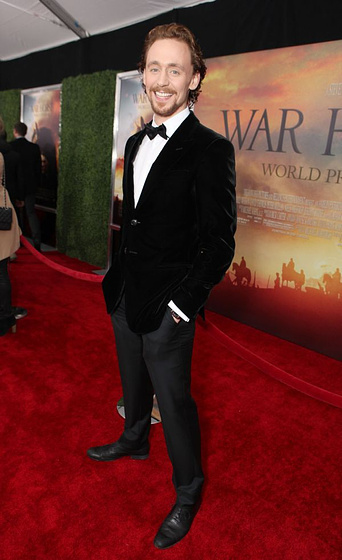 Tom Hiddleston en War Horse (Caballo de batalla) (Premiere en New York. Diciembre 2012)