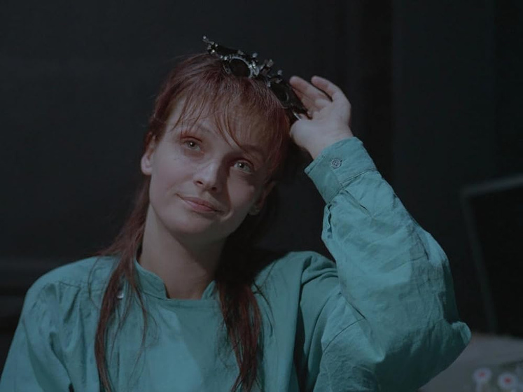 Adrianna Biedrzynska en decalogo-4