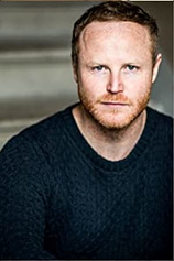 picture of actor Gary Lamont