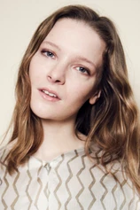 Foto de Morfydd Clark