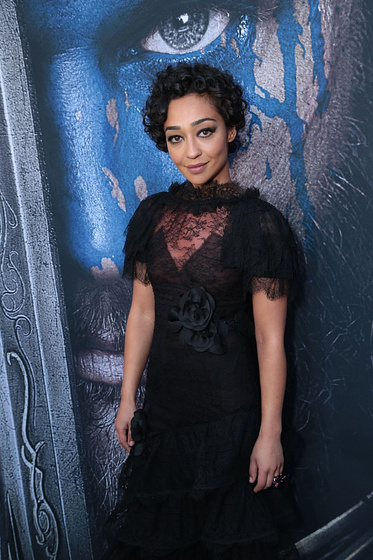Ruth Negga en Warcraft. El Origen (Premiere en Los Angeles. Junio 2016)