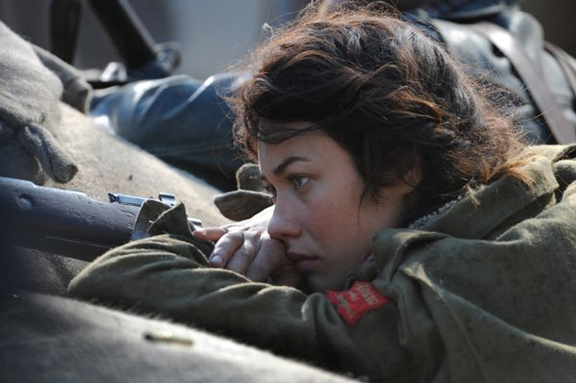 Olga Kurylenko en Encontrarás Dragones