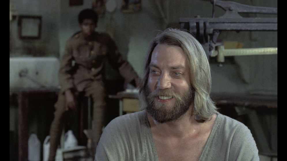 Donald Sutherland en Johnny cogió su fusil