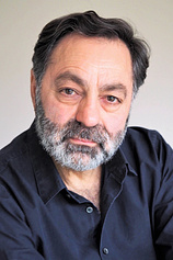 picture of actor Nasser Memarzia