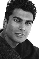 picture of actor Sendhil Ramamurthy