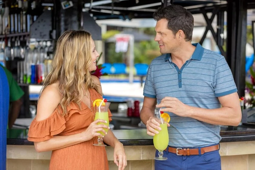 Jill Wagner y Kristoffer Polaha en la-perla-del-paraiso