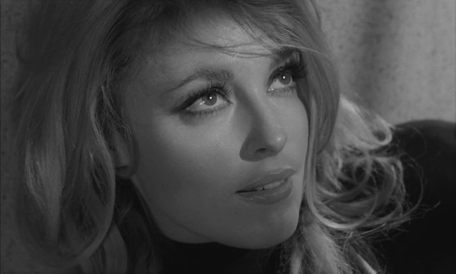 Sharon Tate en El Ojo del Diablo