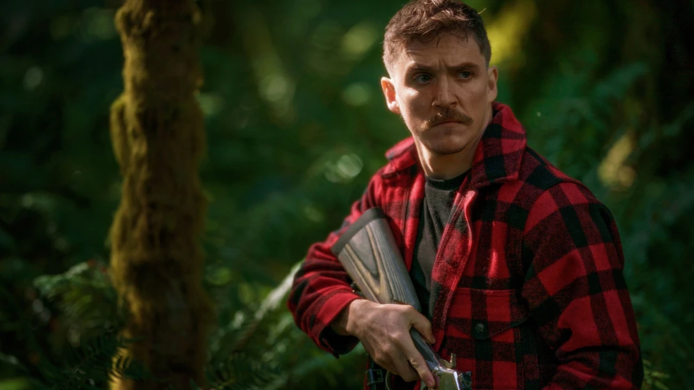 Kyle Gallner en strange-darling