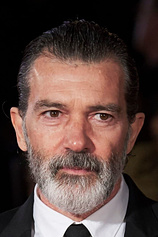 photo of person Antonio Banderas