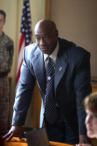 Michael Clarke Duncan en Mimzy, más allá de la imaginación