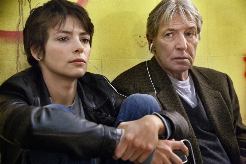 Carlo Cecchi y Jasmine Trinca en miel-2013